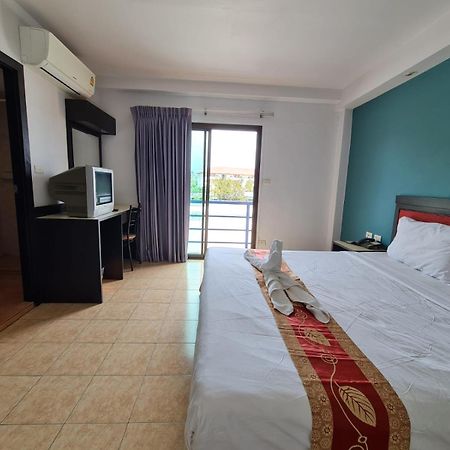 Hotel Desa Phuket Esterno foto