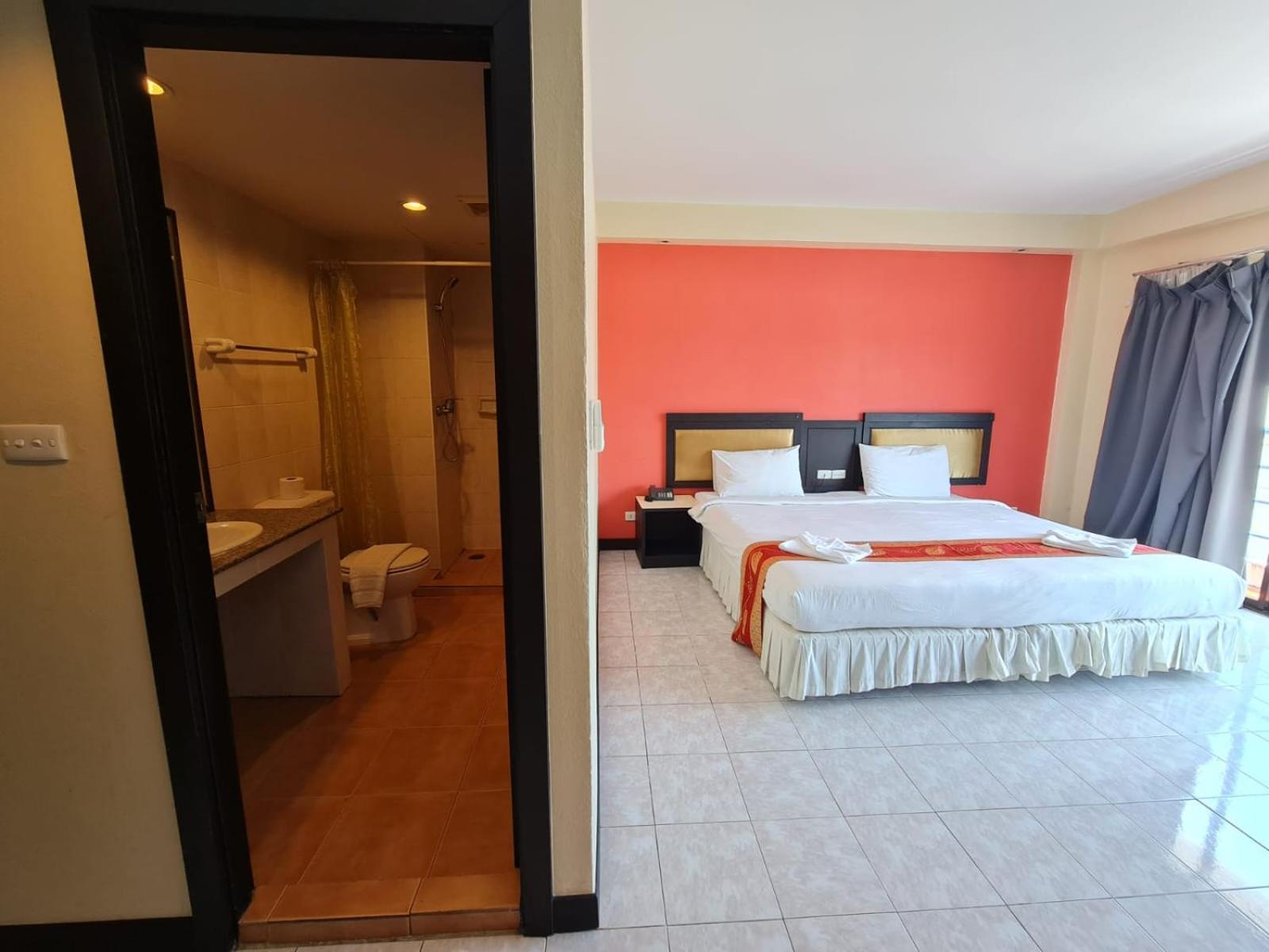 Hotel Desa Phuket Esterno foto