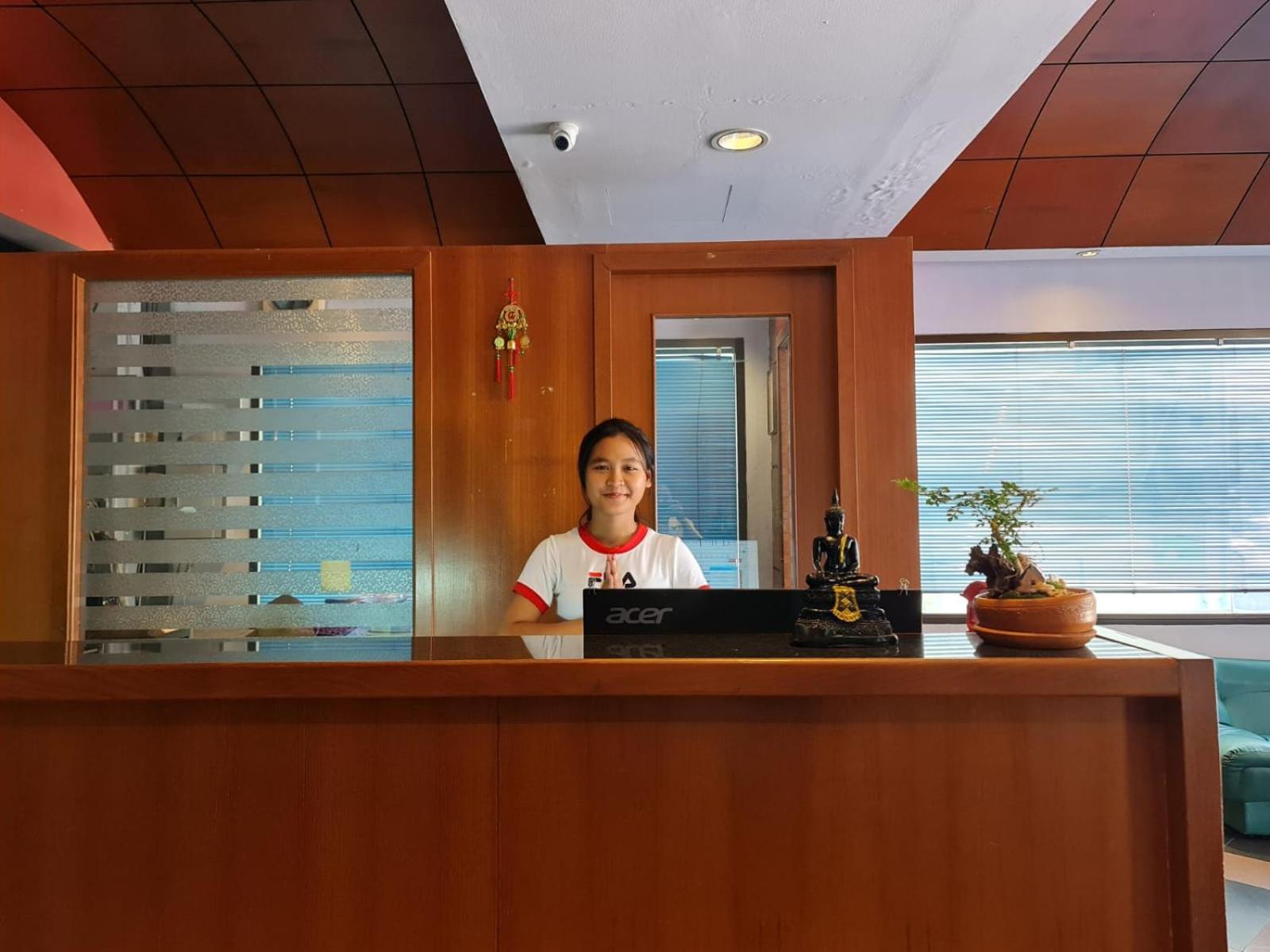 Hotel Desa Phuket Esterno foto