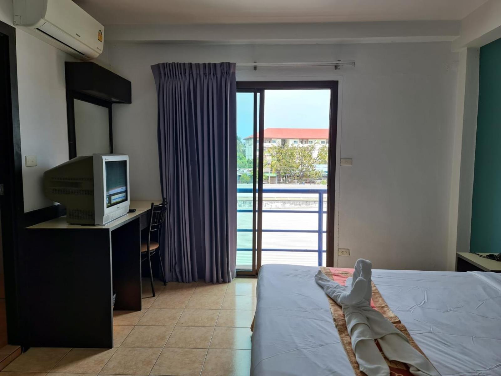 Hotel Desa Phuket Esterno foto