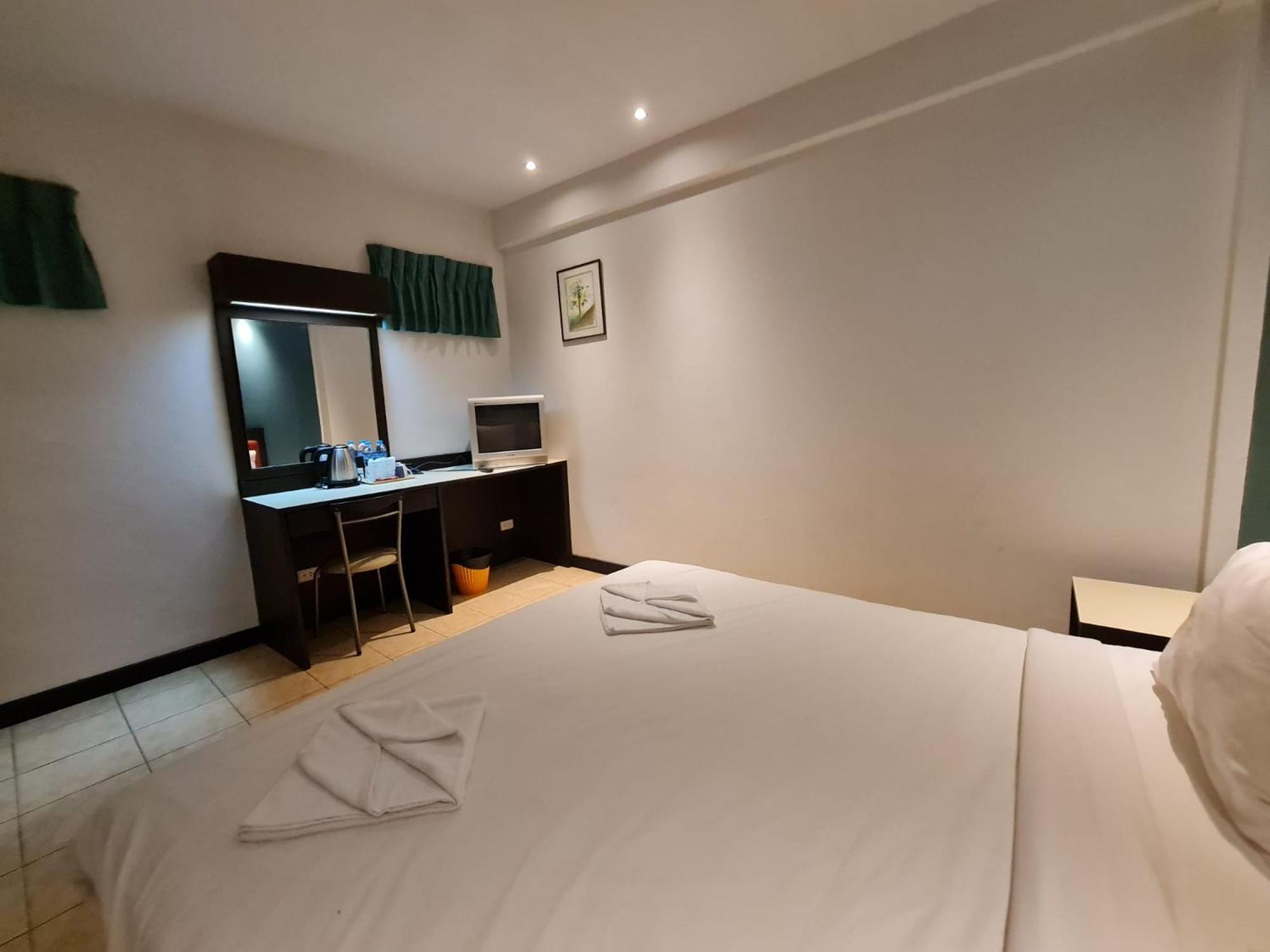 Hotel Desa Phuket Esterno foto